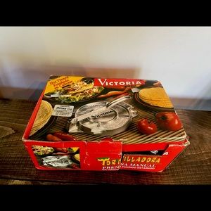 Authentic tortilla press 🌮🌮🌮